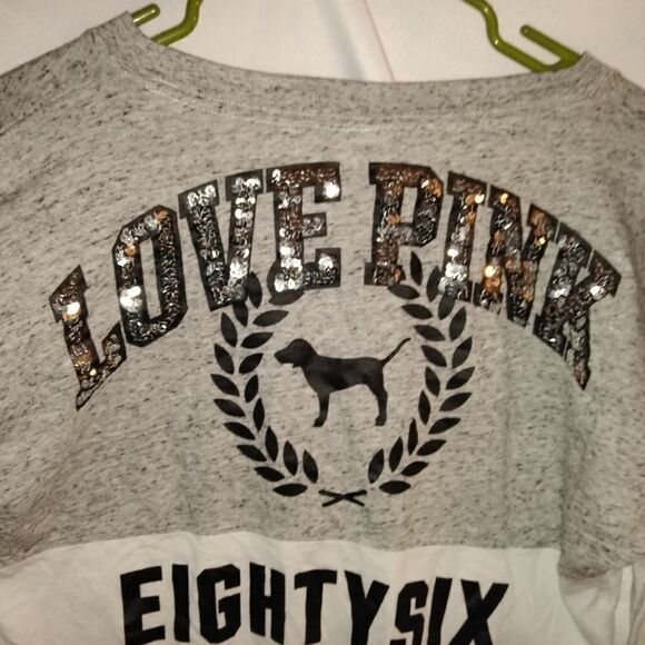 Pink Victoria's secret tee - Picture 3 of 6